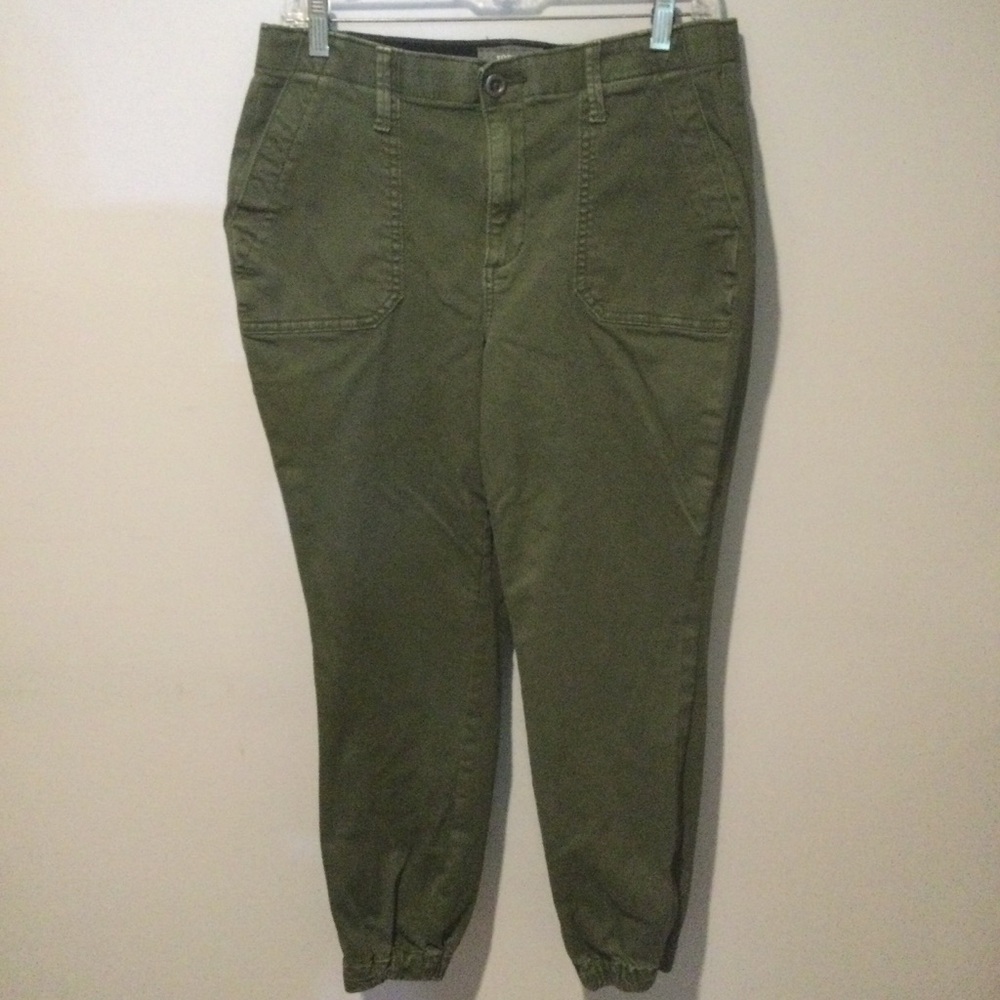 TORRID ‘FEEL THE FIT’ WOMEN’S GREEN CROP SLIM LEG W/SIDE ZIPPERS SZ 12